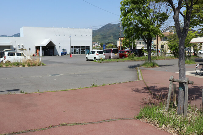 上田原駅前・valuebooks