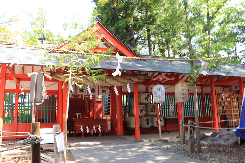生島足島神社　諏訪社